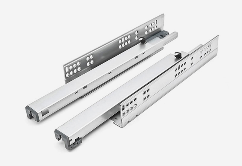 Dispensing tool to improve LED packaging efficiency: LED dispensing nozzle striker
